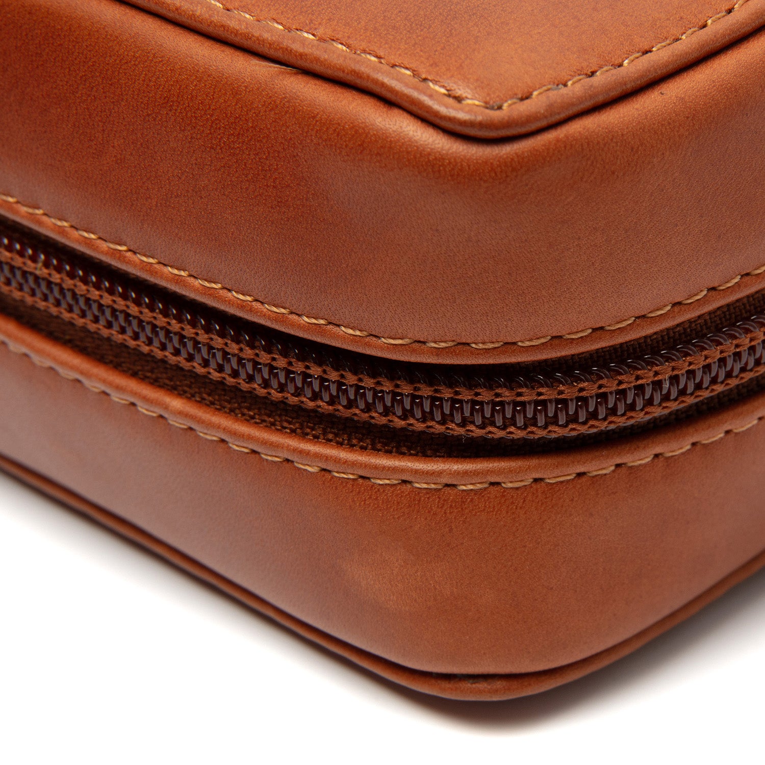 The Chesterfield Brand Ardan Tech Kit Organizer, Cognac