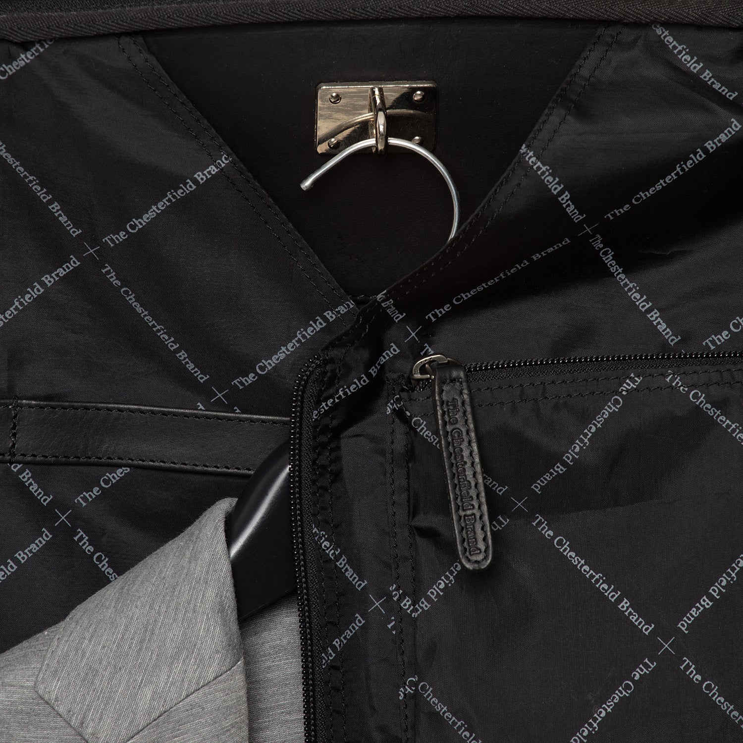 The Chesterfield Brand Josh Kostymväska, Svart