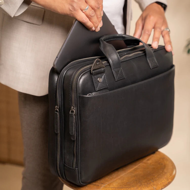 The Chesterfield Brand Iseo Datorväska, Svart