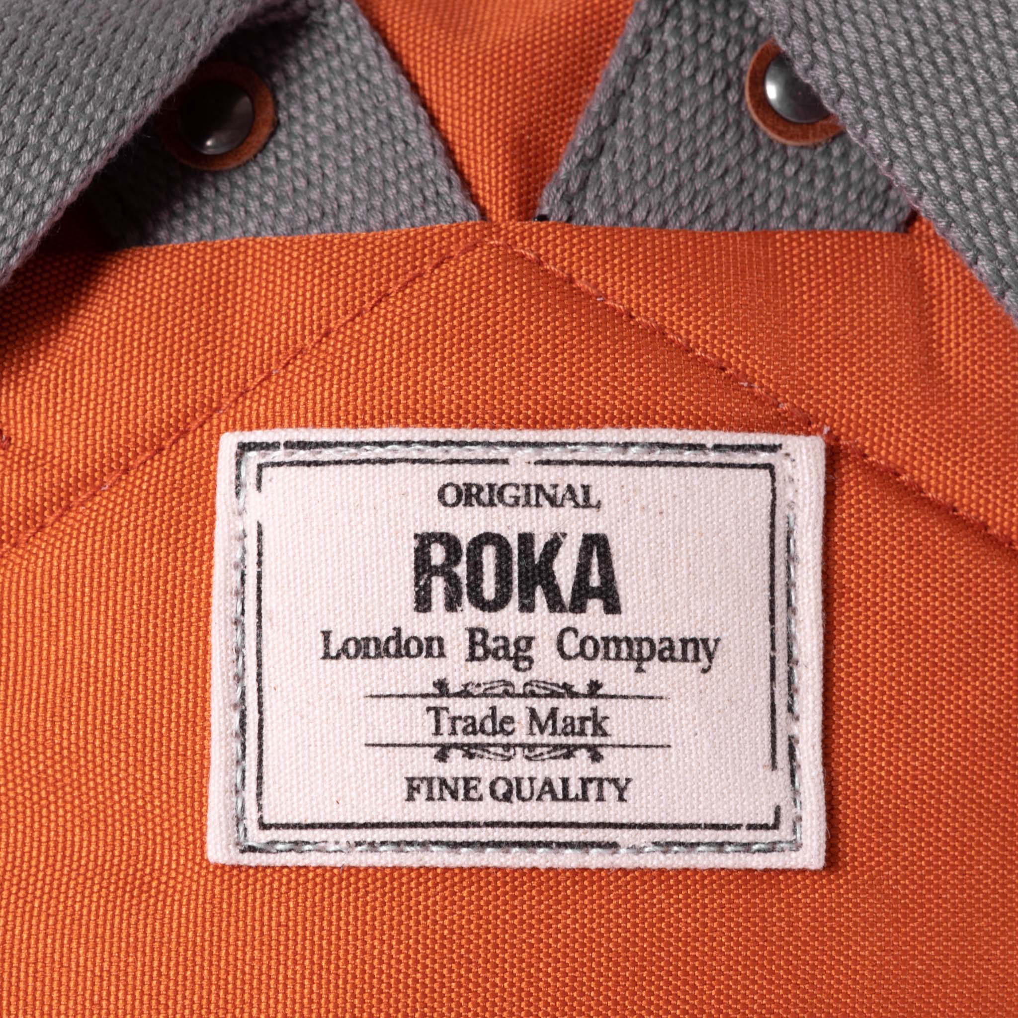 ROKA London Finchley A Medium Ryggsäck, Atomic Orange