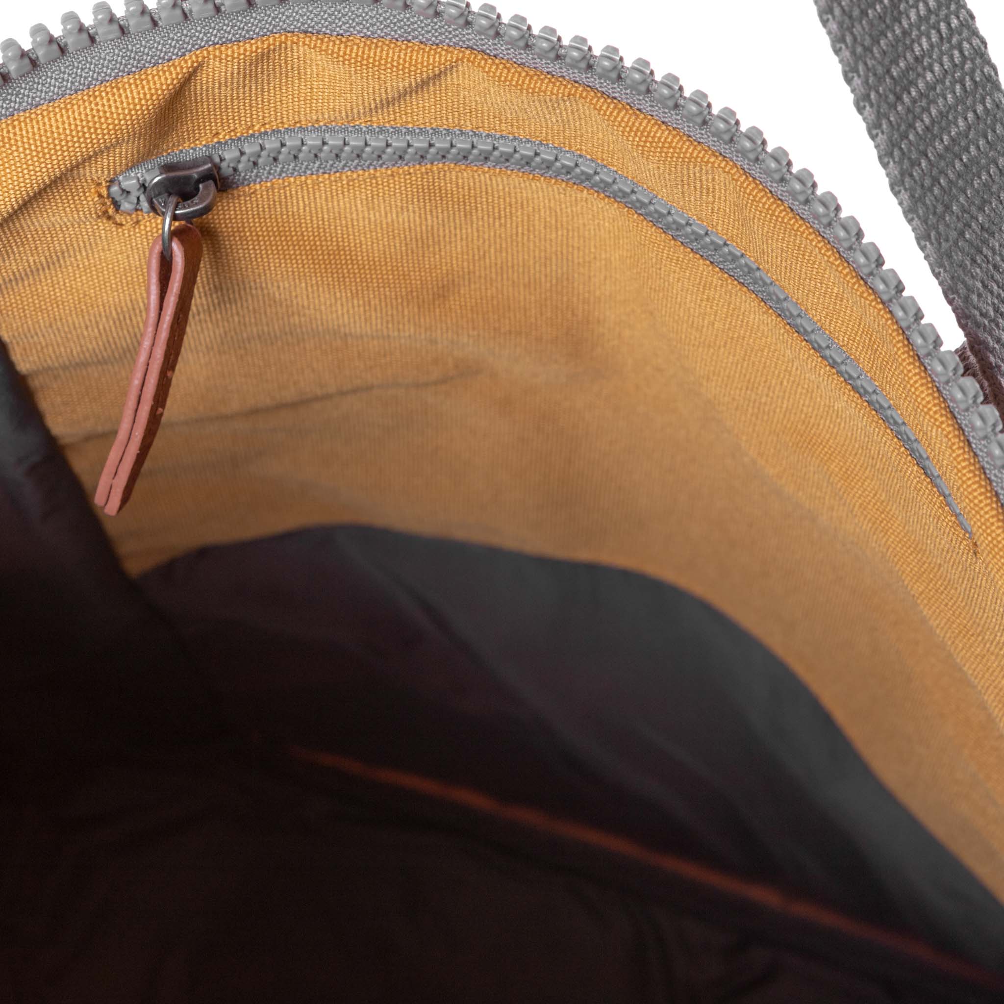 ROKA London Finchley A Medium Ryggsäck, Flax