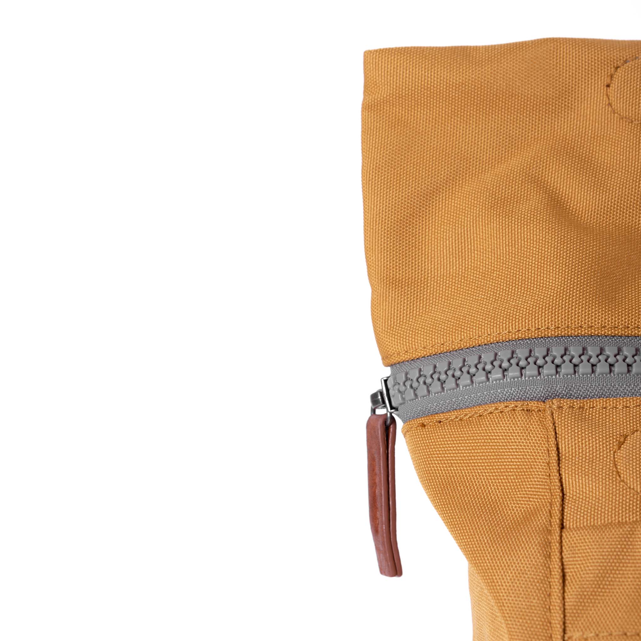 ROKA London Finchley A Medium Ryggsäck, Flax