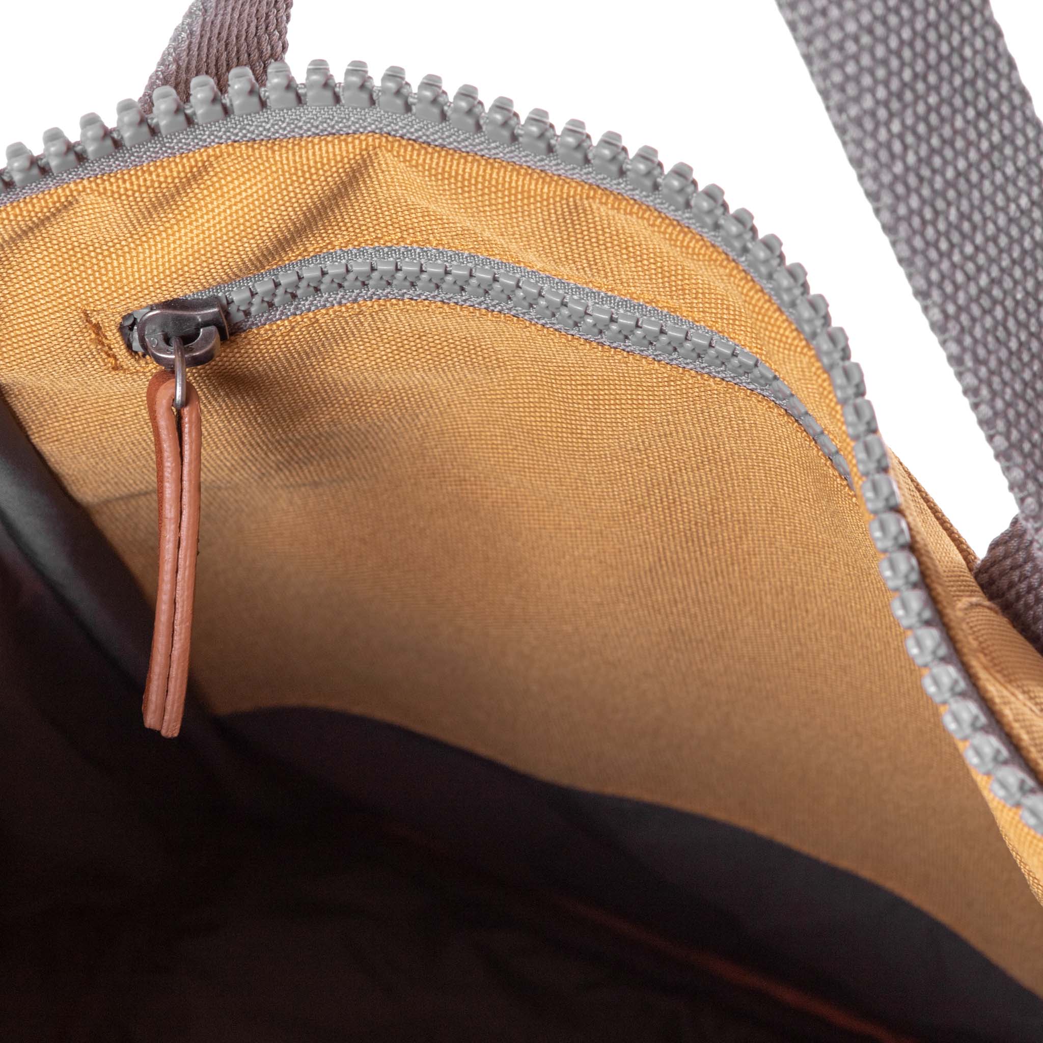 ROKA London Finchley A Small Ryggsäck, Flax