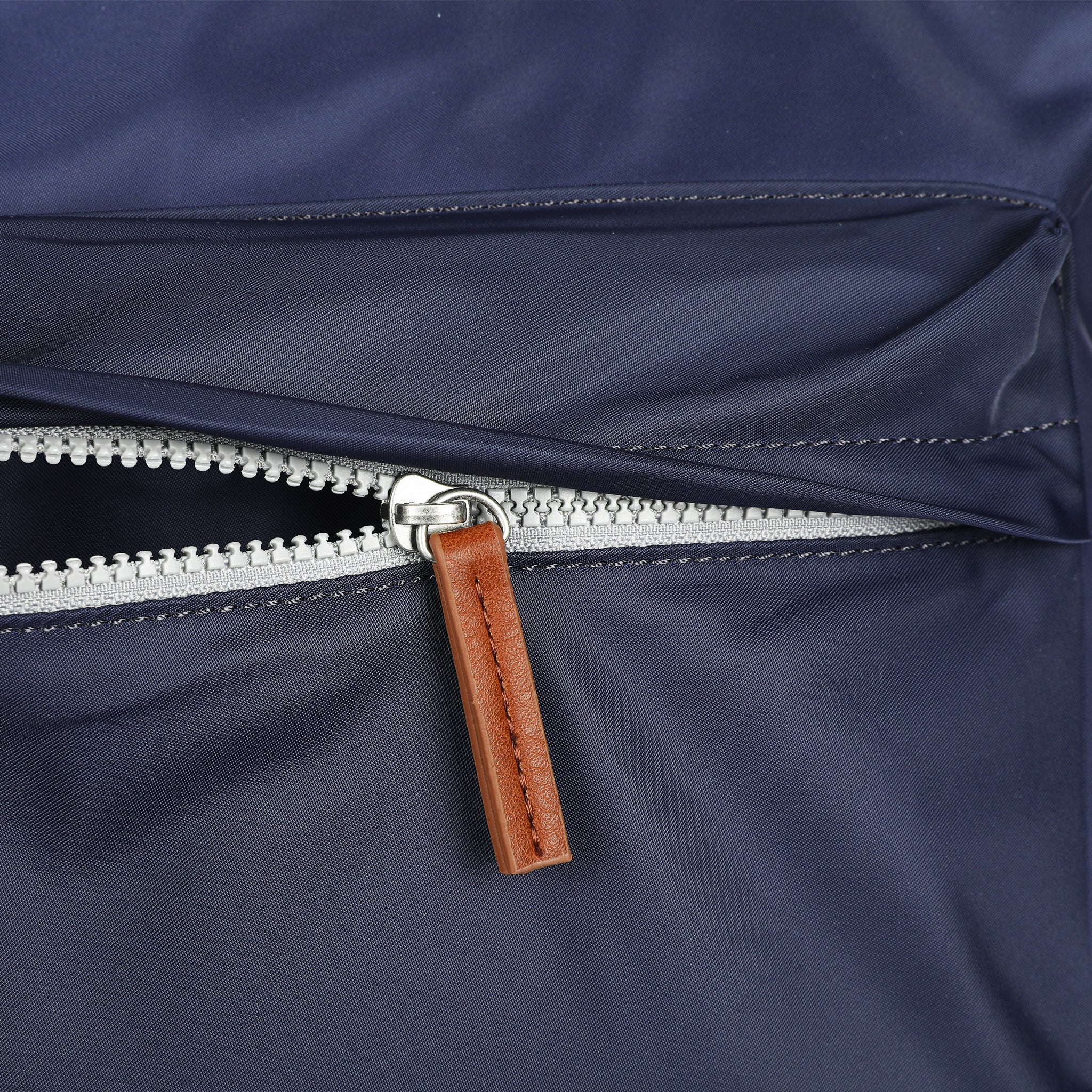 ROKA London Kennington B Axelremsväska, Midnight