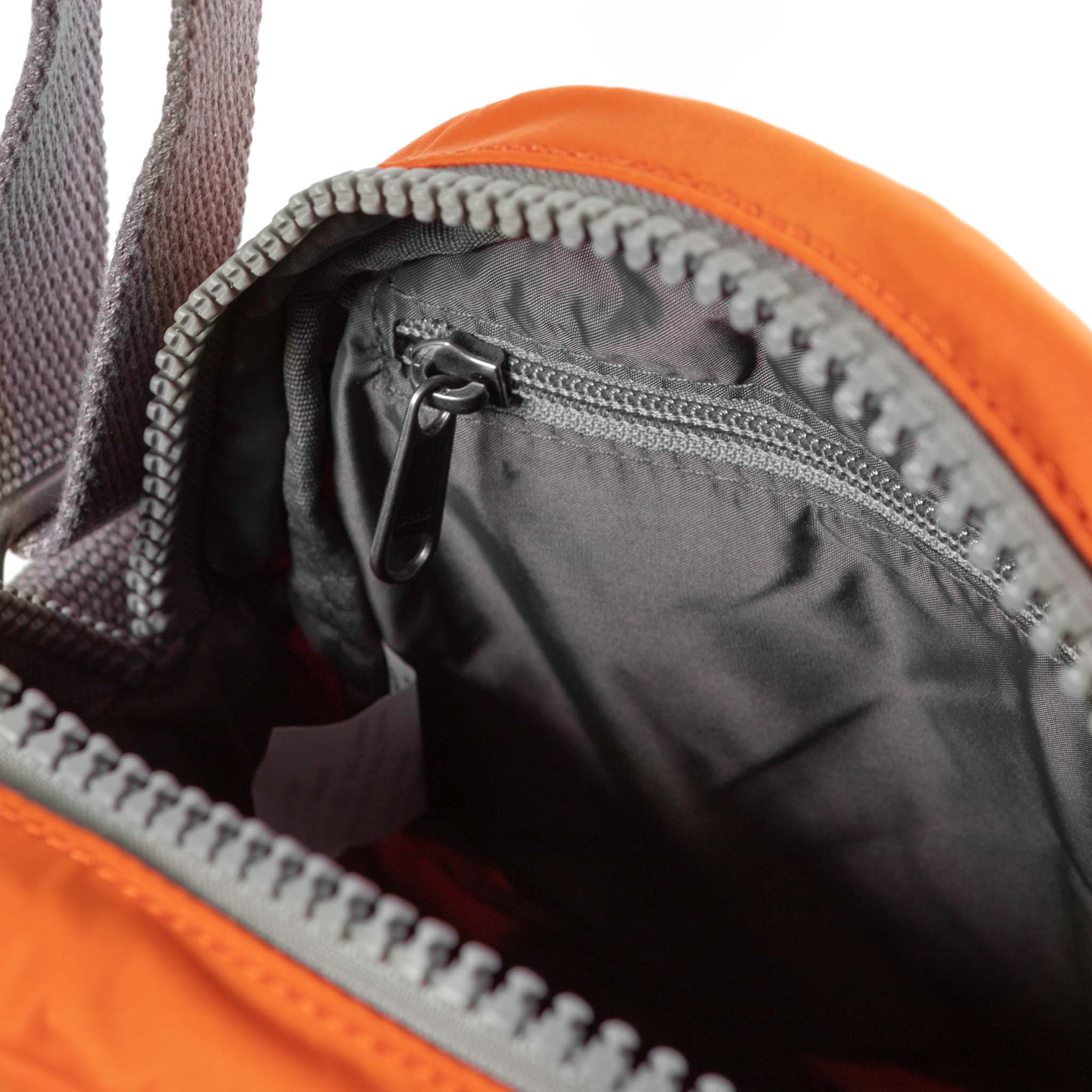 ROKA London Paddington B Axelremsväska, Burnt Orange