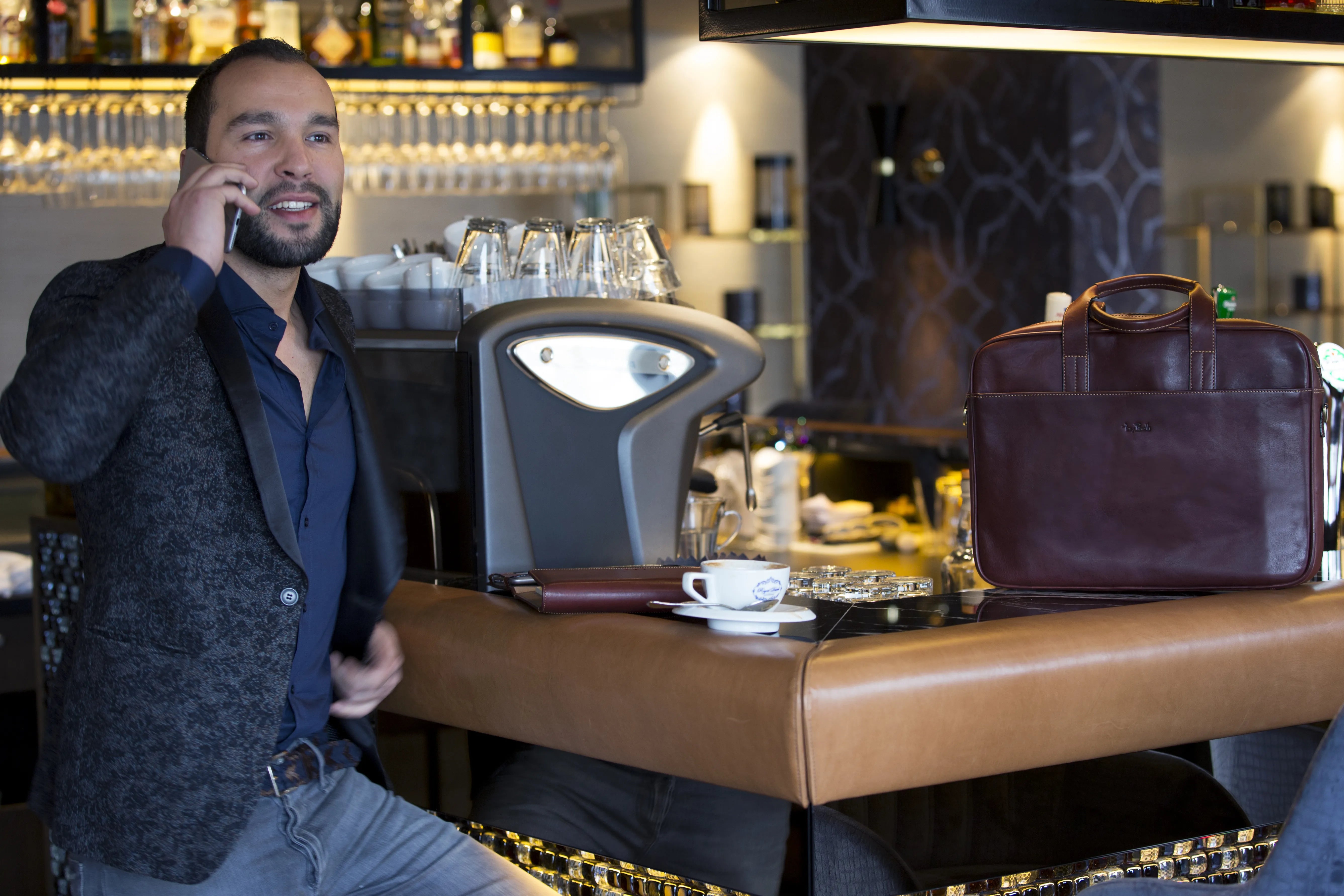 Tony Perotti 1 Compartment Laptop Bag, Dark Brown