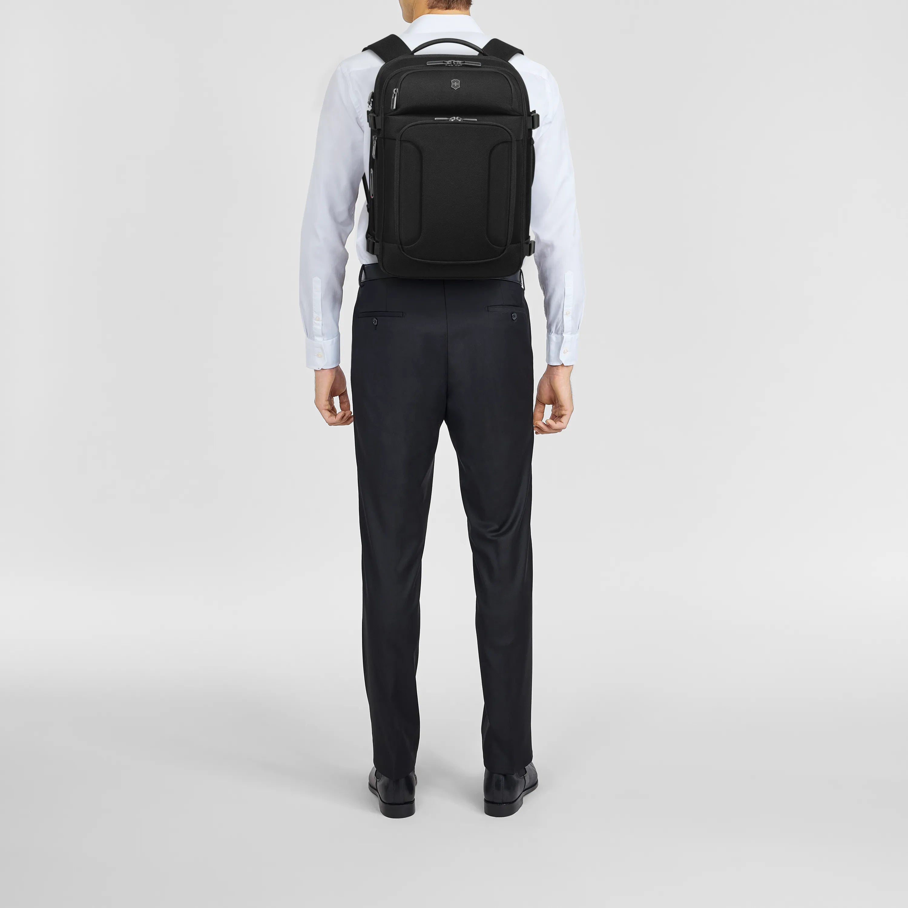 Victorinox Werks Traveler 7.0 Boarding Bag, Black