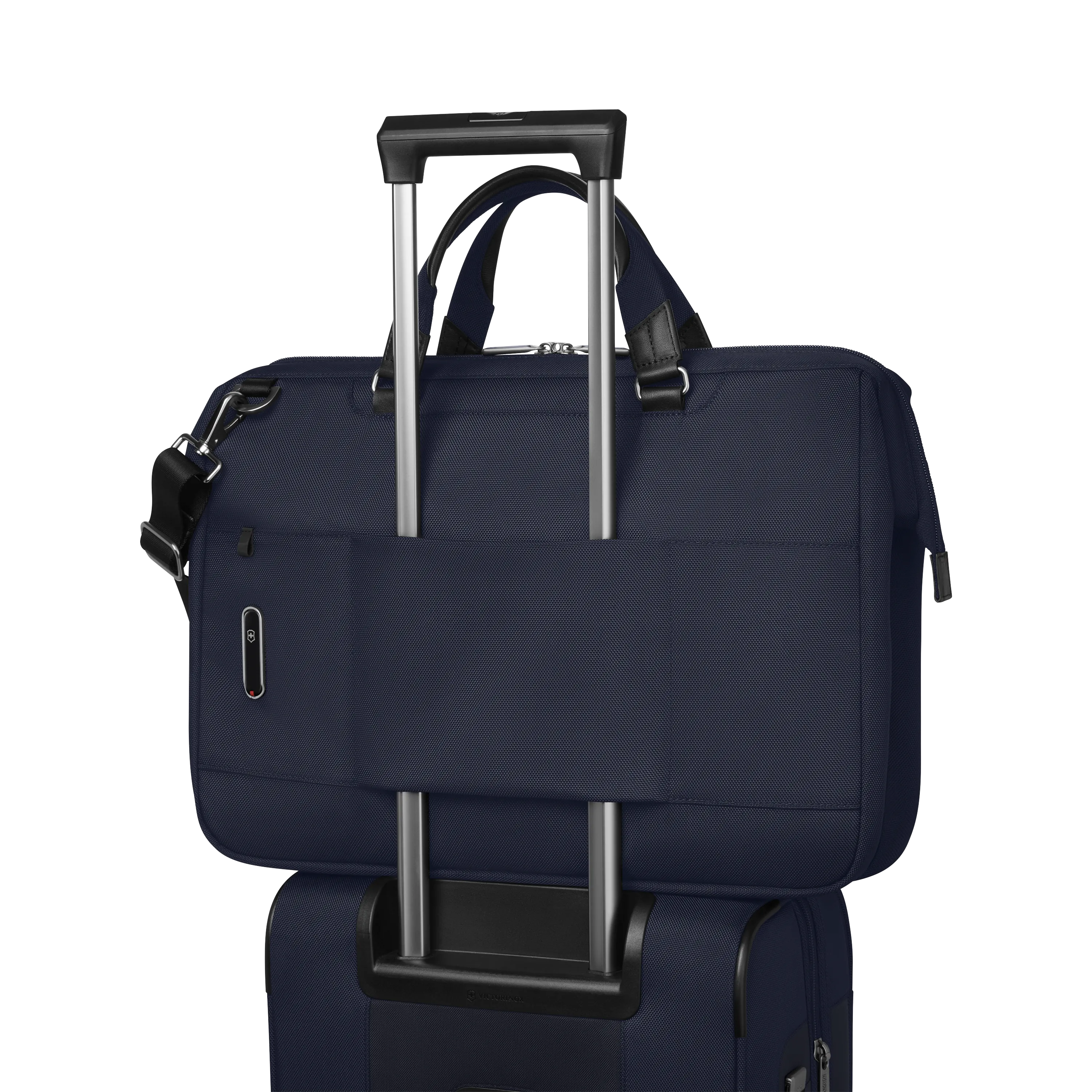 Victorinox Werks Traveler 7.0 Weekender, Navy Blue