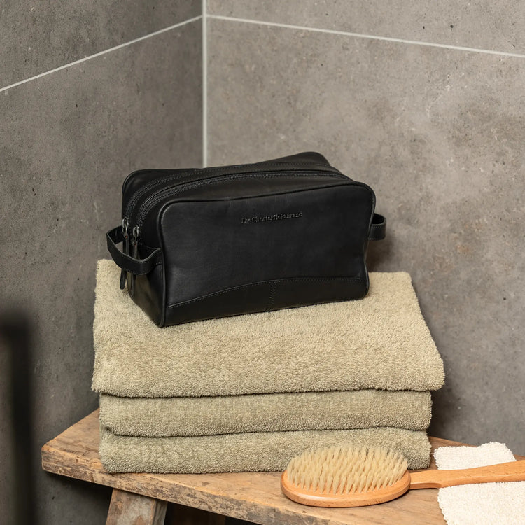 The Chesterfield Brand Stacey Necessär, Svart