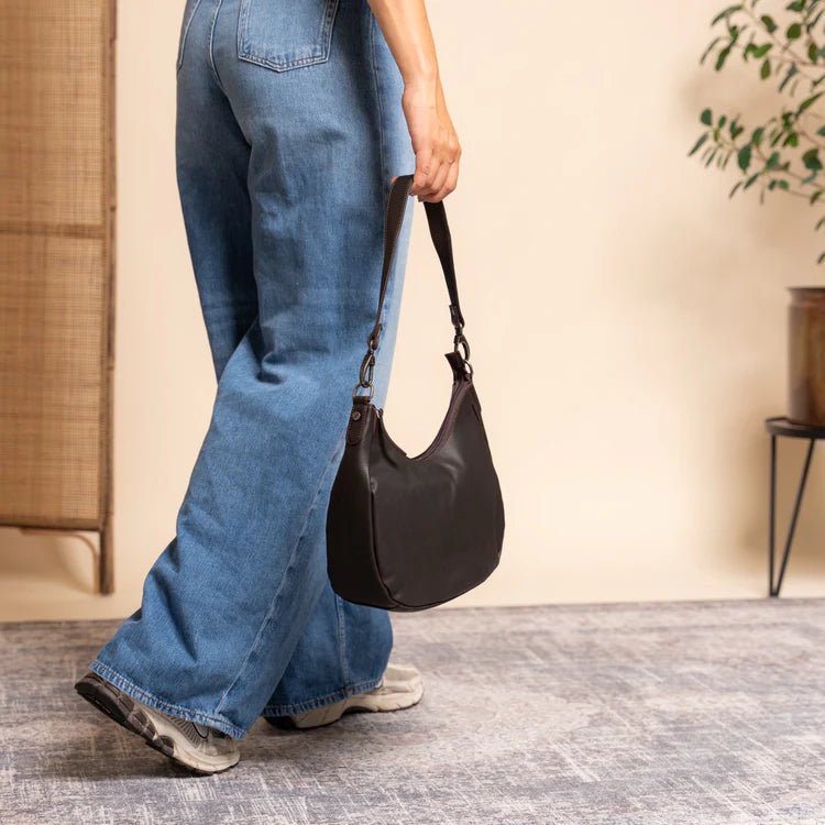 The Chesterfield Brand Alexandria Axelremsväska, Brun