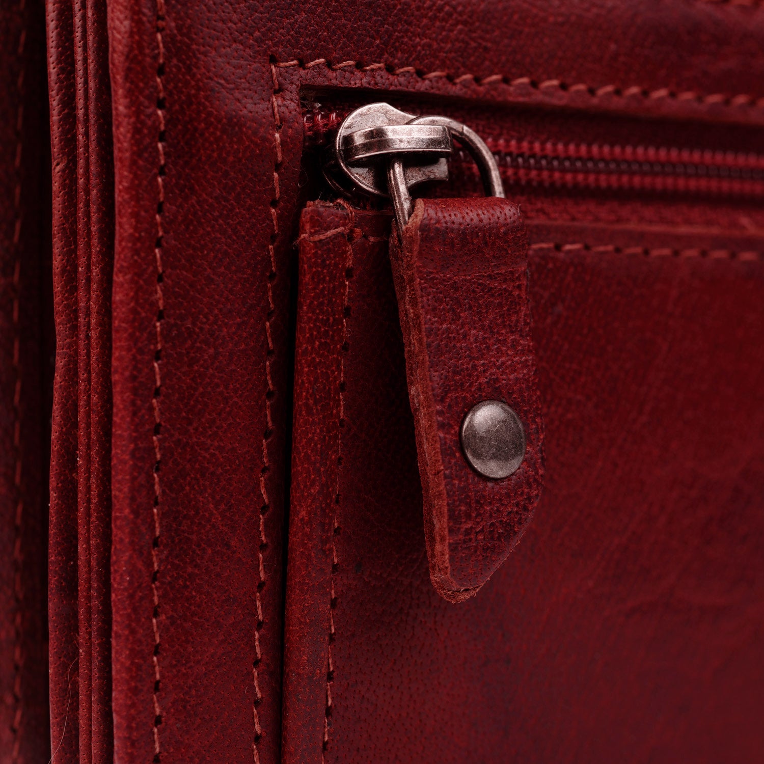 The Chesterfield Brand Hampton Leather Wallet, Red
