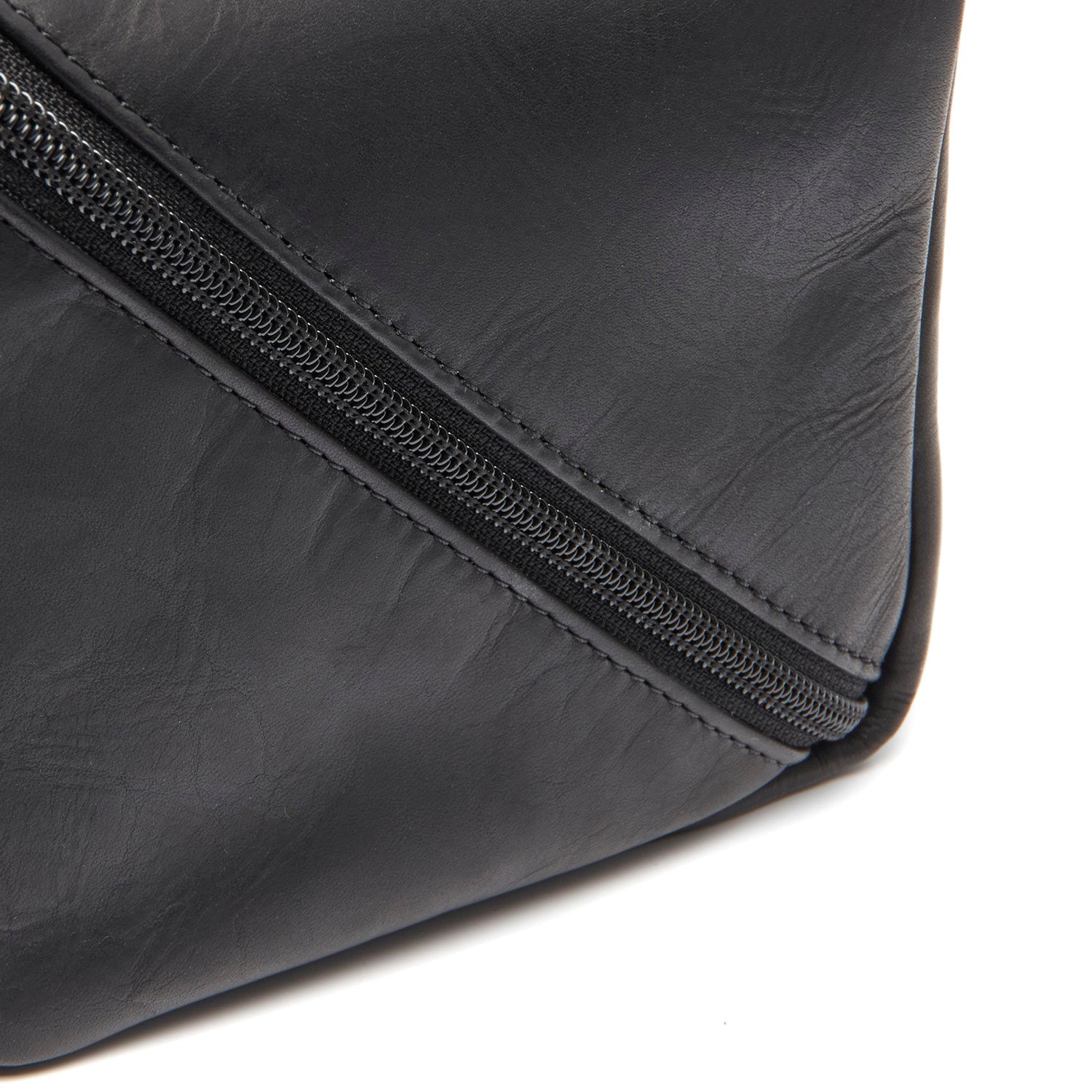 The Chesterfield Brand Elmia Toiletry Bag, Black