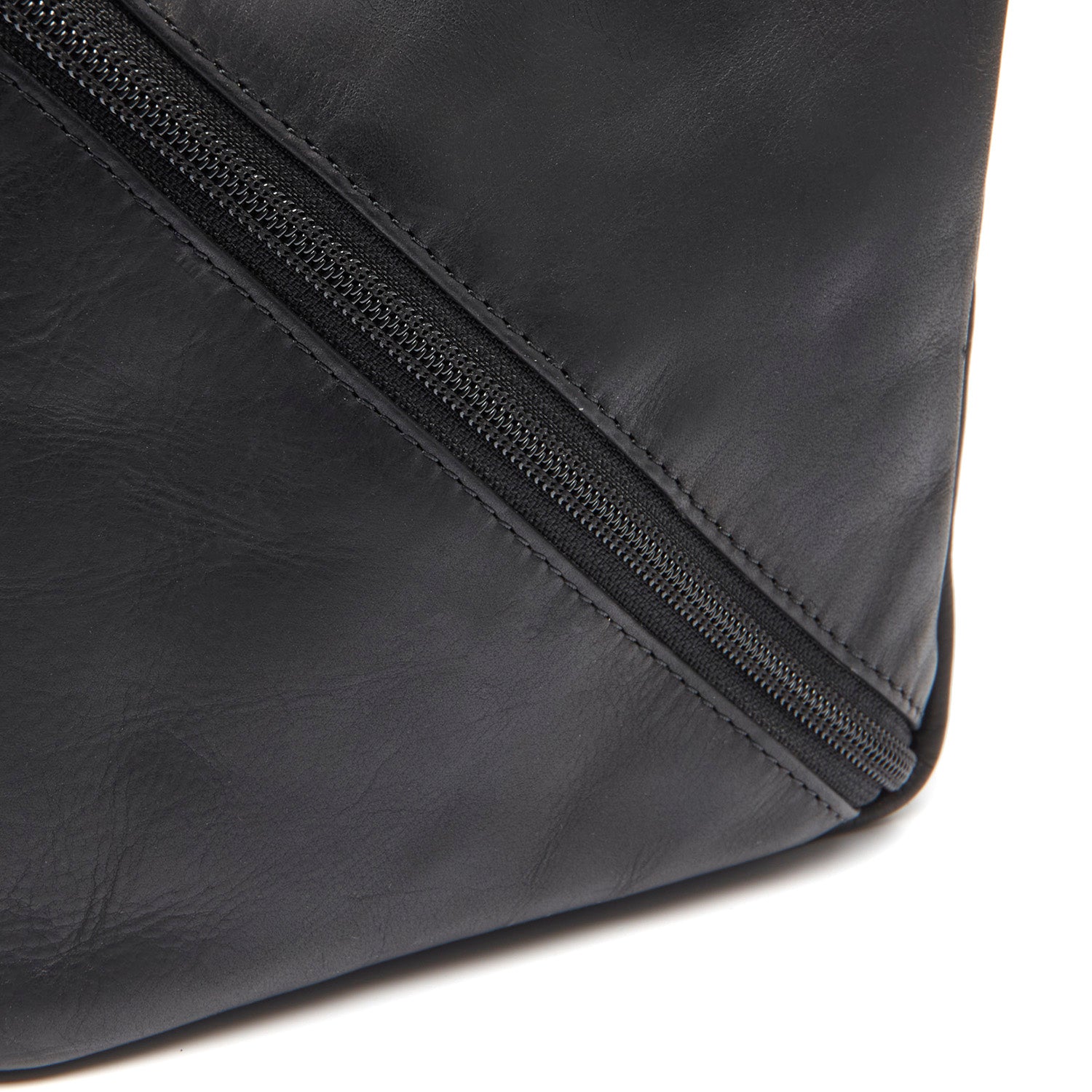 The Chesterfield Brand Trevia Toiletry Bag, Black