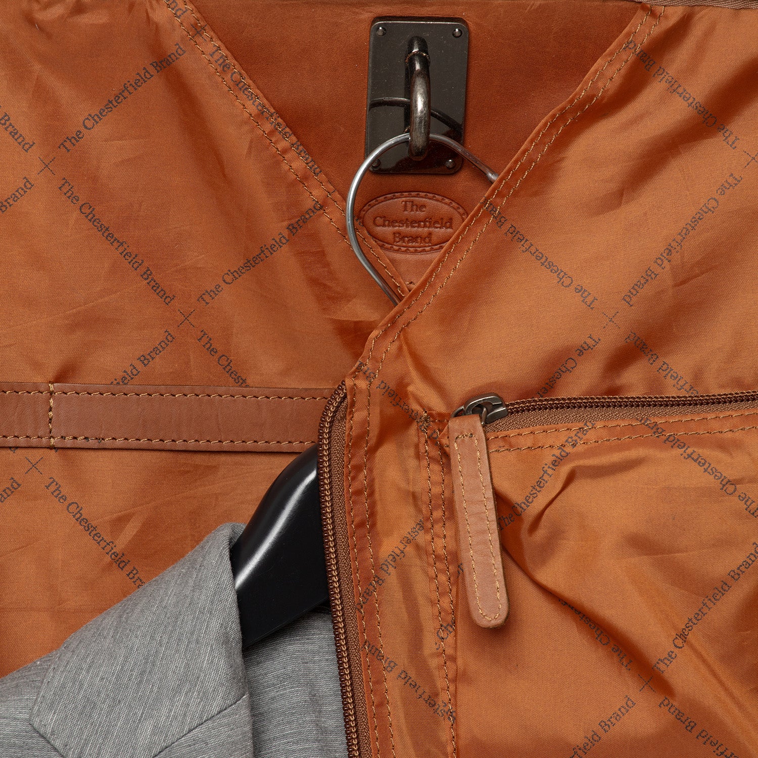 The Chesterfield Brand Josh Kostymväska, Cognac