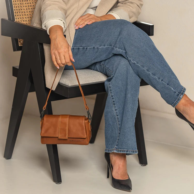 The Chesterfield Brand Clifden Shoulder Bag, Cognac