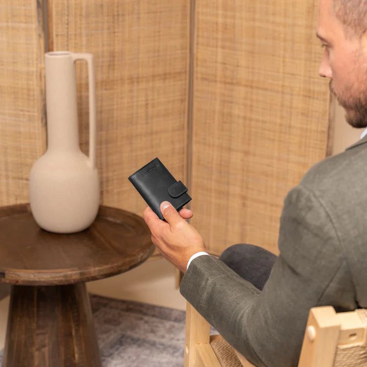 The Chesterfield Brand Leicester Plånbok, Svart