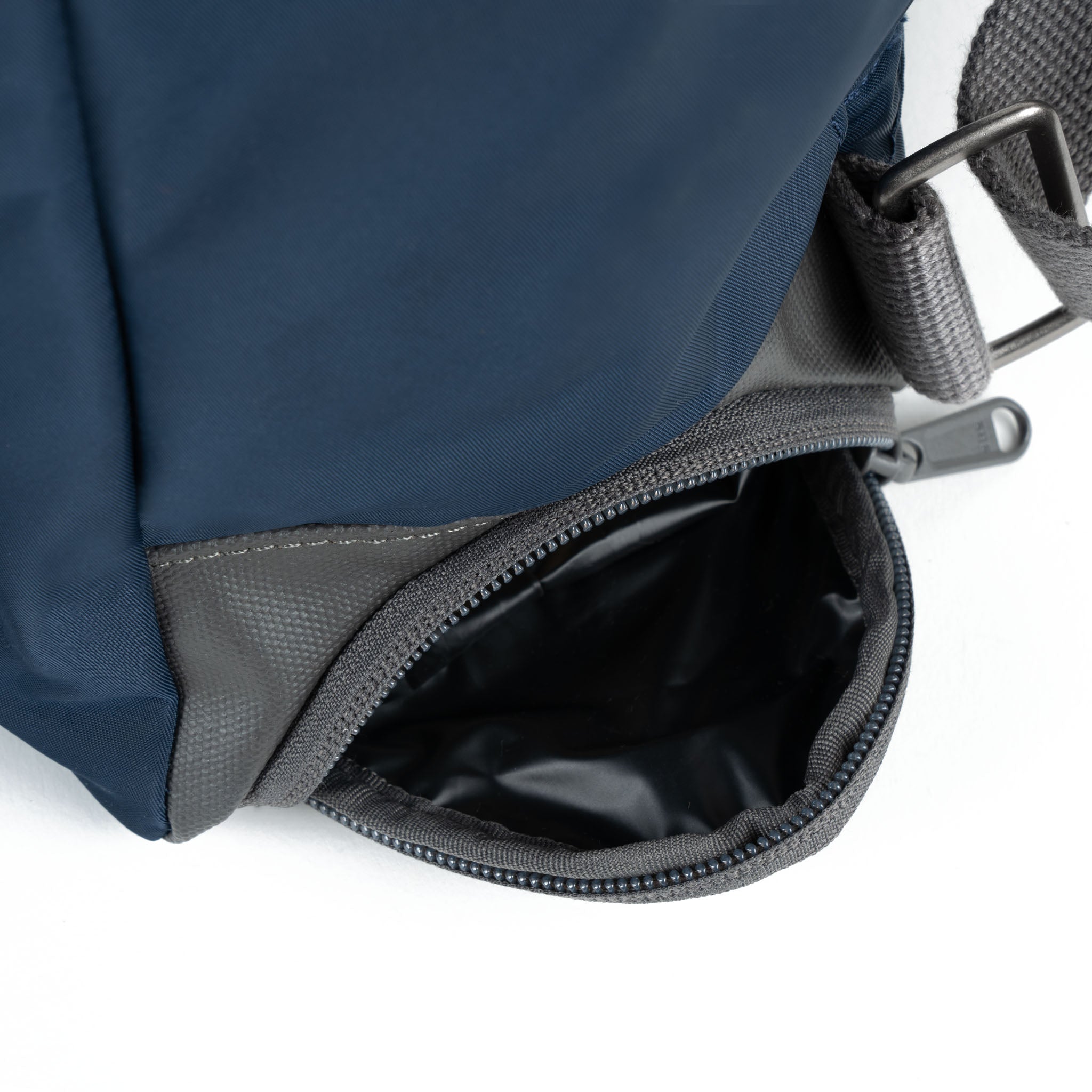 ROKA London Bayswater Ryggsäck och Waterloo Paraply, Midnight