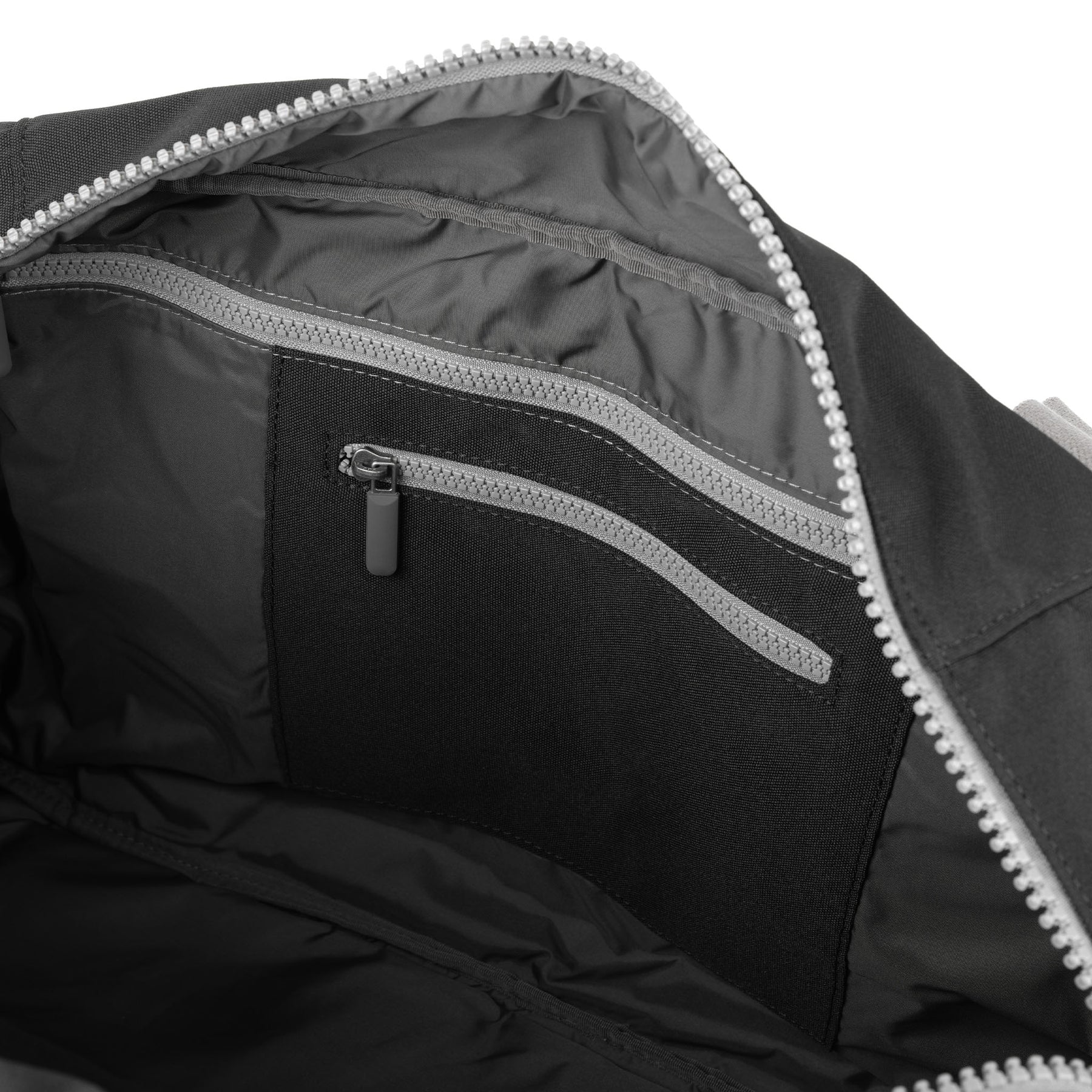 ROKA London Gatwick Weekendbag 33 L, Black