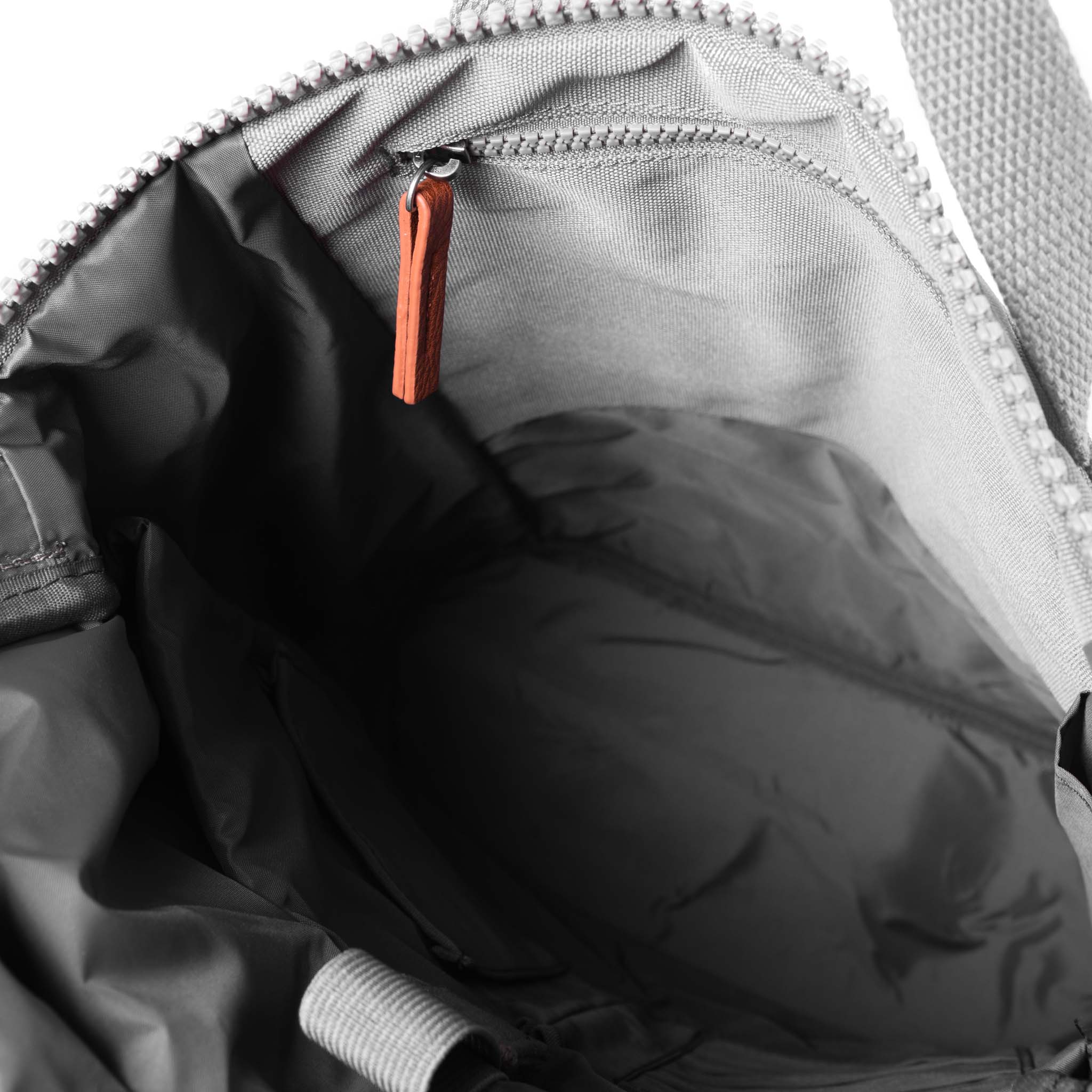 ROKA London Finchley A Medium Ryggsäck, Stormy