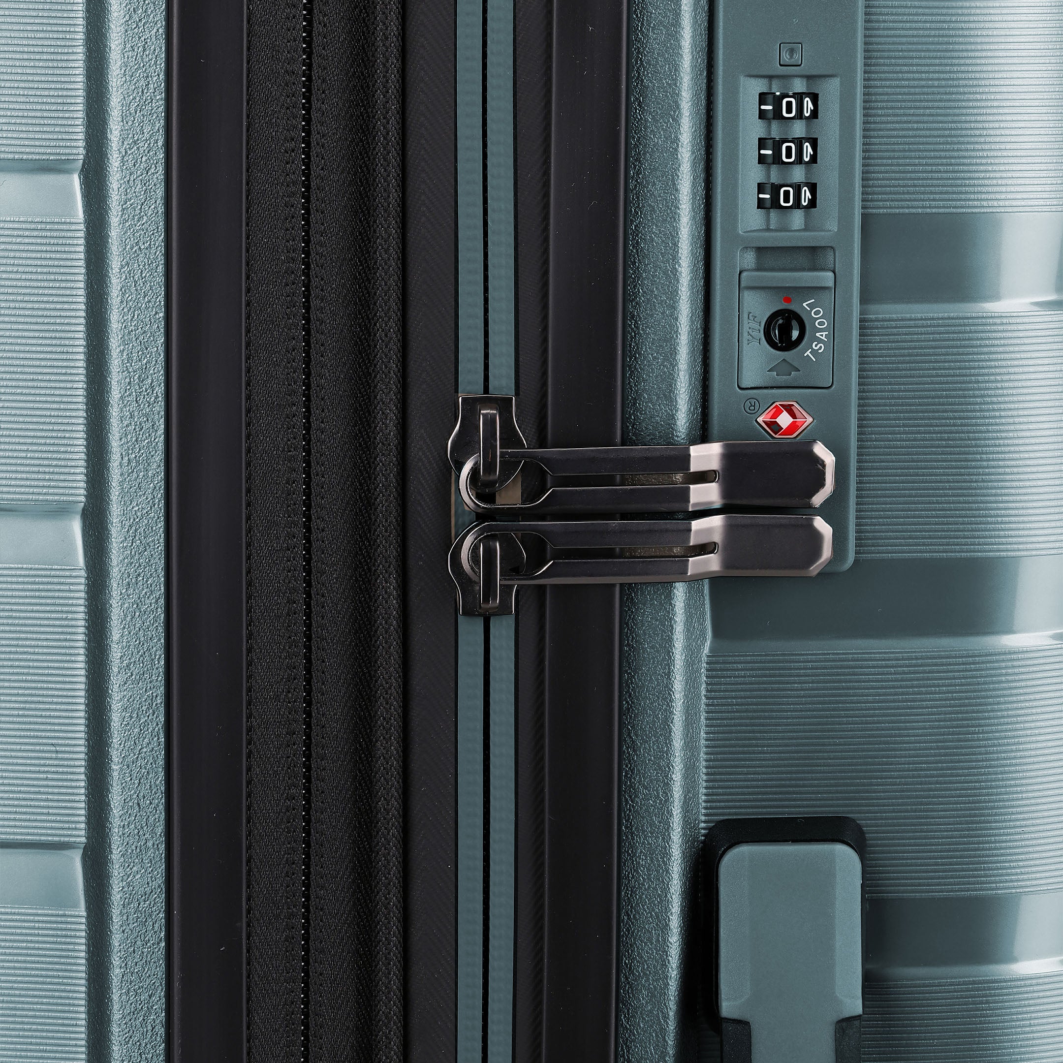 Travelite Air Base Trolley M Expanderbar Resväska 67 cm, Ice Blue