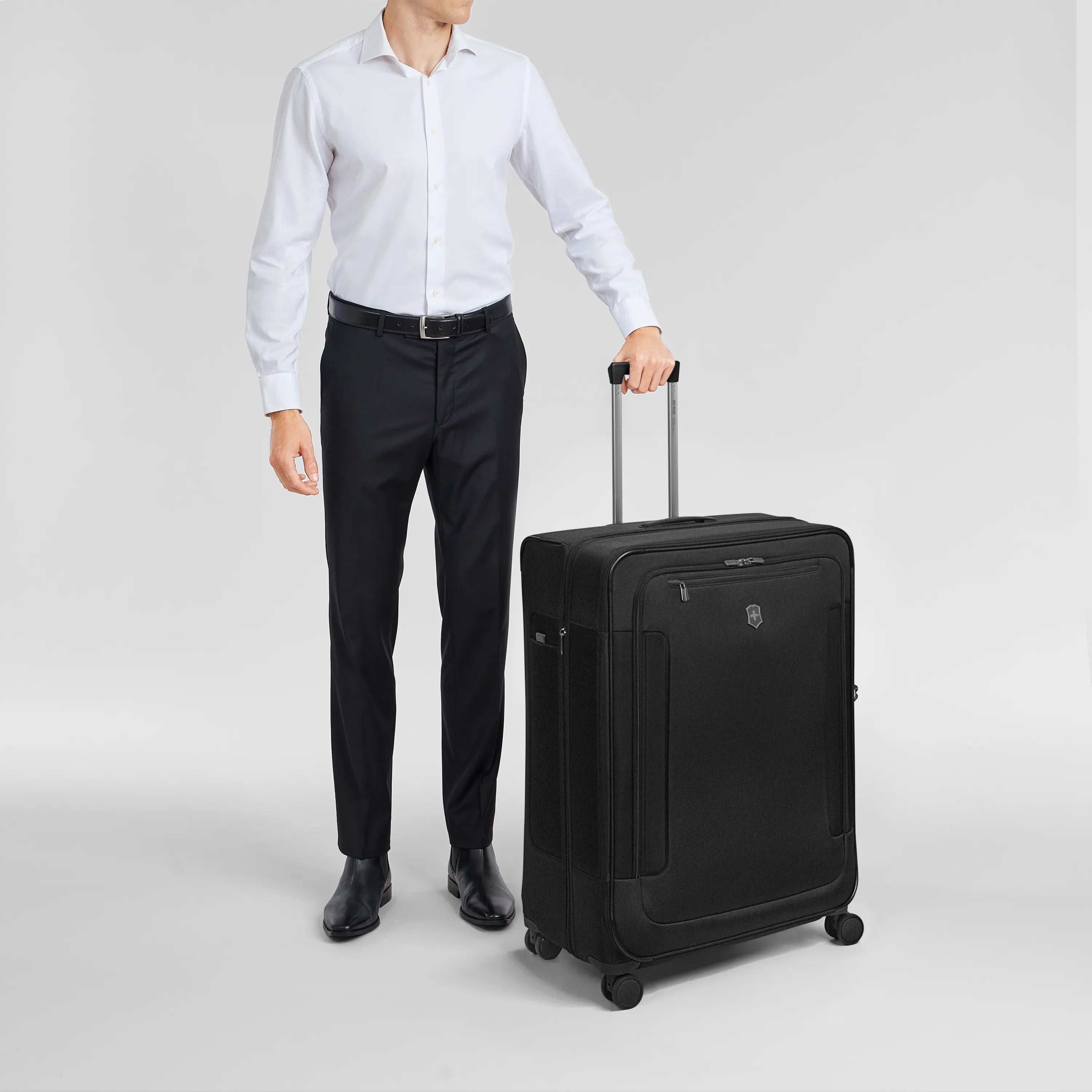 Victorinox Werks Traveler 7.0 Extra Large Case, Black